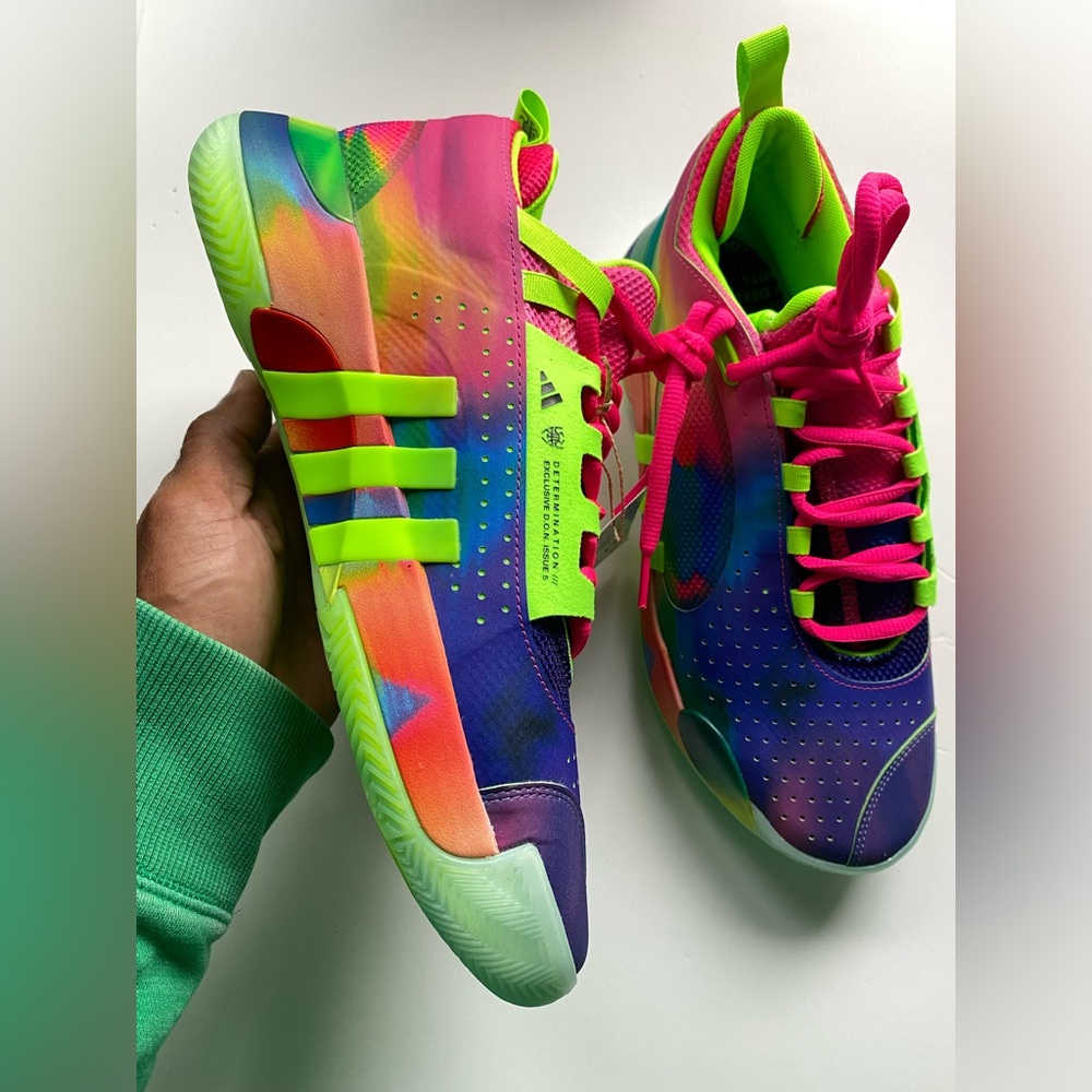 Adidas DON Issue 5 SM Multicolor Basketball Shoes Men’s sz NEW NO BOX!